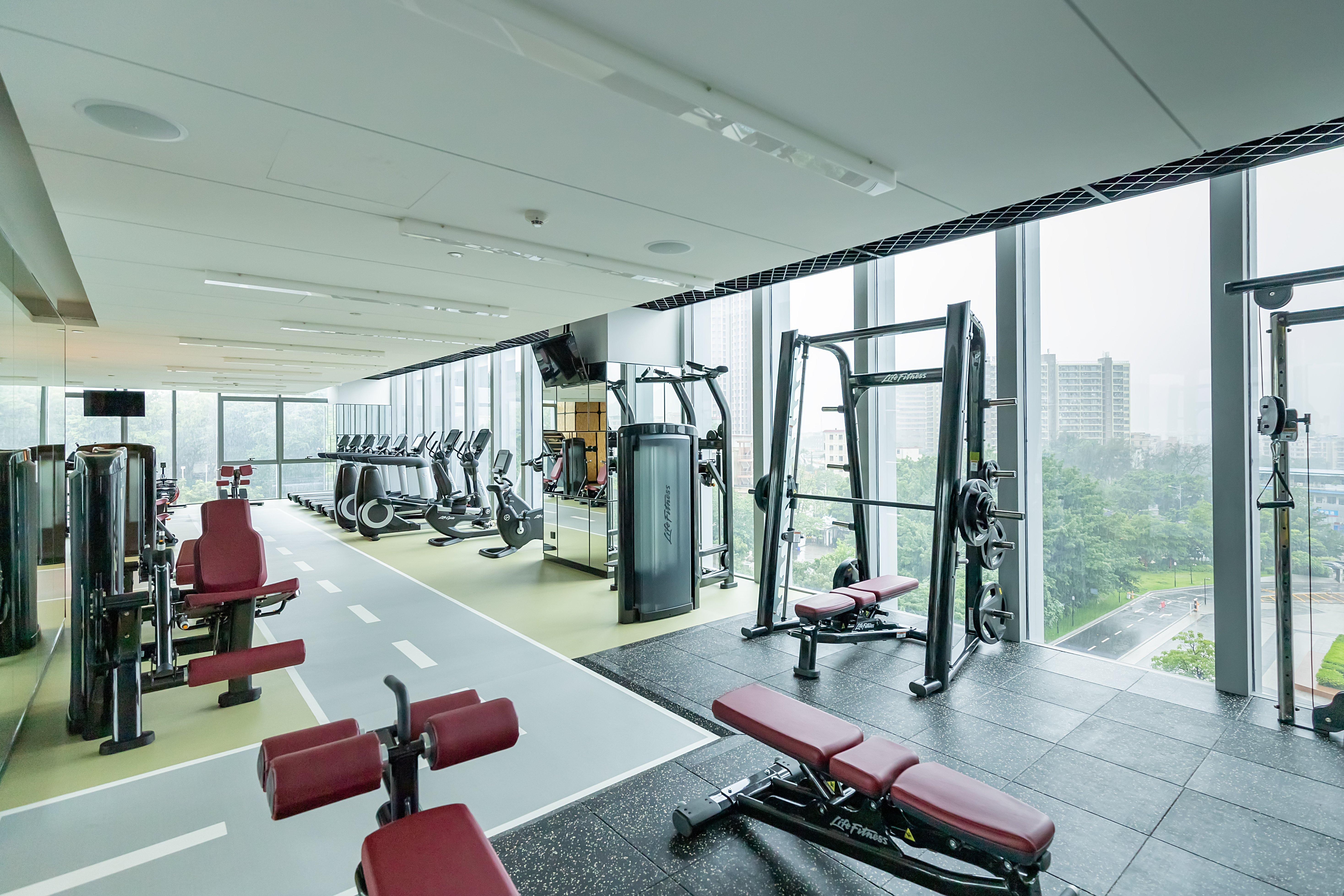 Holiday Inn Guangzhou South Lake Hotel - Ideal For Business & Leisure Eksteriør billede
